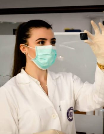 lab-expert-team-member-3.jpg